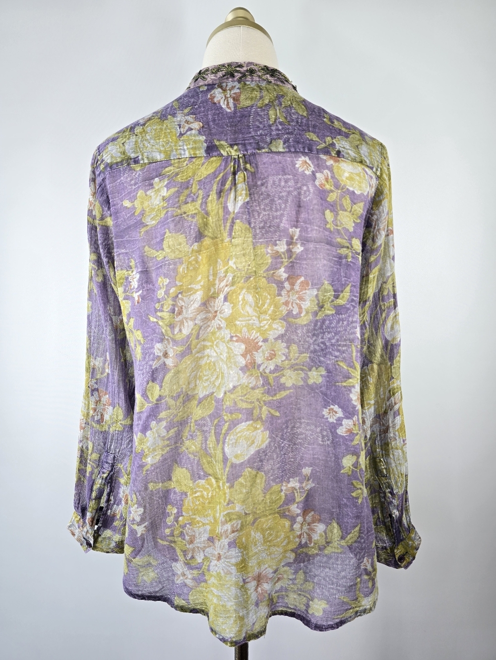 Vintage GOA Sheer Cotton Embroidered Floral Blouse Roll Tab Sleeves Size M - Picture 2 of 8